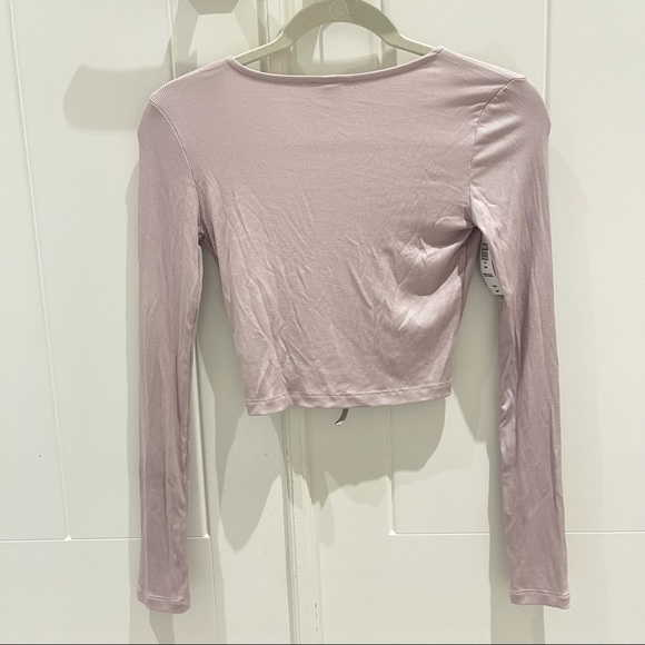 Aritzia Sunday Best Vida Longsleeve in Munro Mauve (XS) - Picture 7 of 10